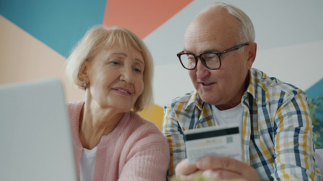 retired couple planning finances